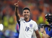 开云体育官网-英格兰队完胜对手，晋级下一轮的简单介绍