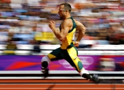 开云体育登录-英超争冠焦点战启示录，上海队的稳稳哲学如何击穿爵士