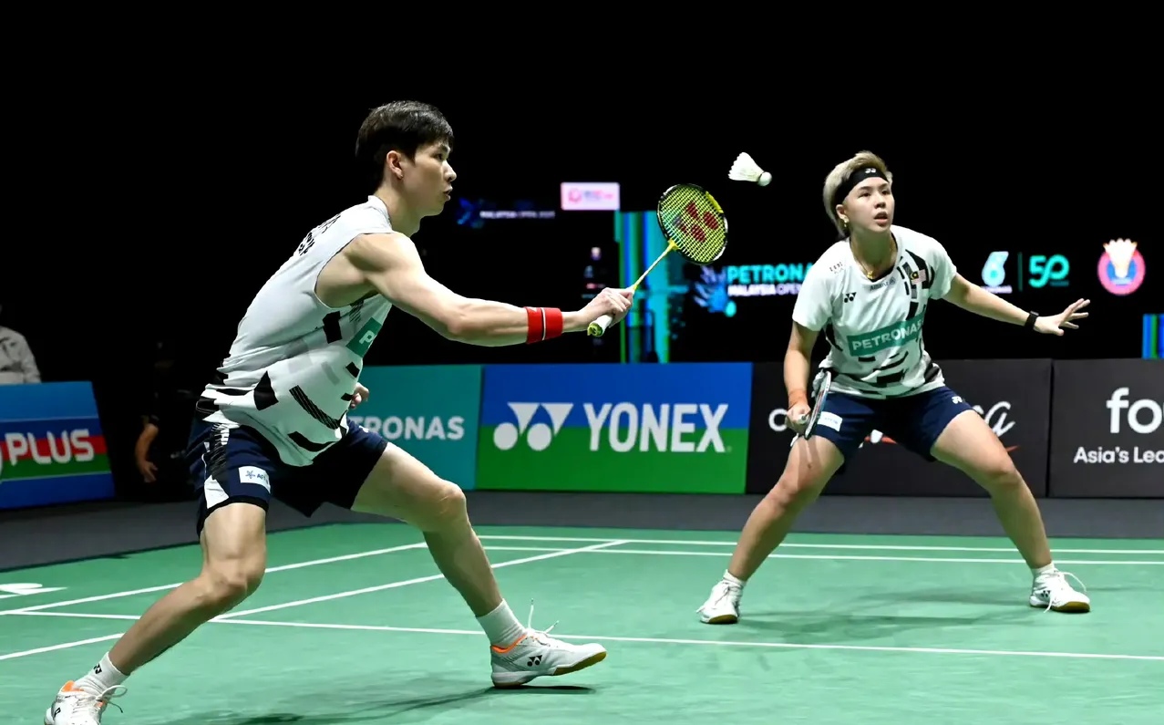 关于马来西亚羽毛球队翻盘英格兰羽毛球队,林丹制霸全场的信息 关于马来西亚羽毛球队翻盘英格兰羽毛球队,林丹制霸全场的信息