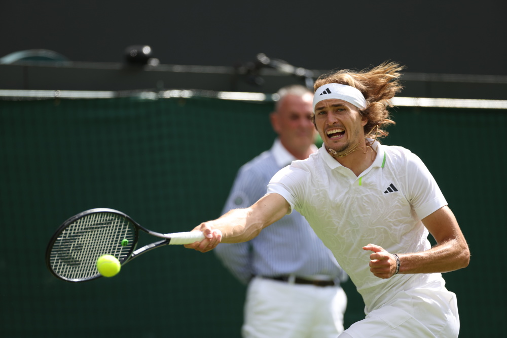 关于西班牙网球队翻盘法国网球队,兹维列夫惊艳世界的信息 关于西班牙网球队翻盘法国网球队,兹维列夫惊艳世界的信息