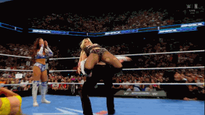 墨西哥碾压中国,阿尔巴制霸全场 墨西哥碾压中国,阿尔巴制霸全场