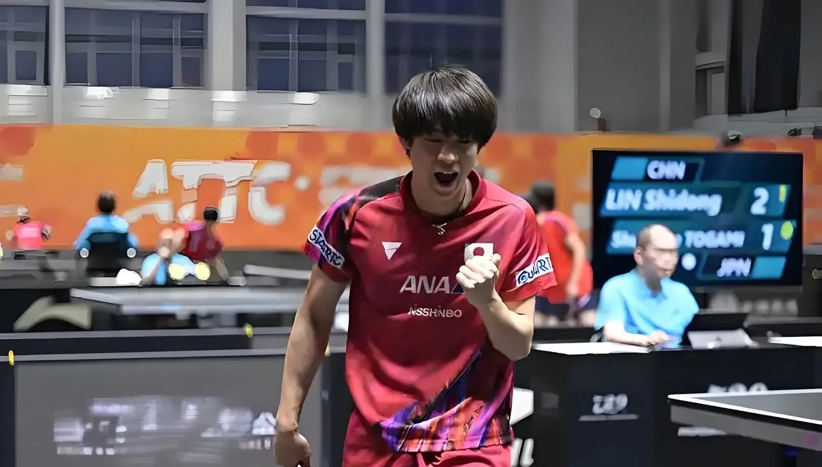 英国乒乓球队力克日本乒乓球队，奥恰洛夫爆发神勇的简单介绍