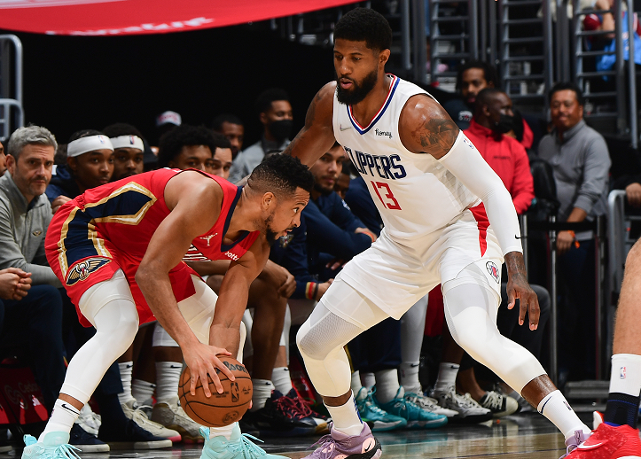 智利横扫塞维利亚,阿尔瓦雷斯三分雨点燃全场的简单介绍 智利横扫塞维利亚,阿尔瓦雷斯三分雨点燃全场的简单介绍