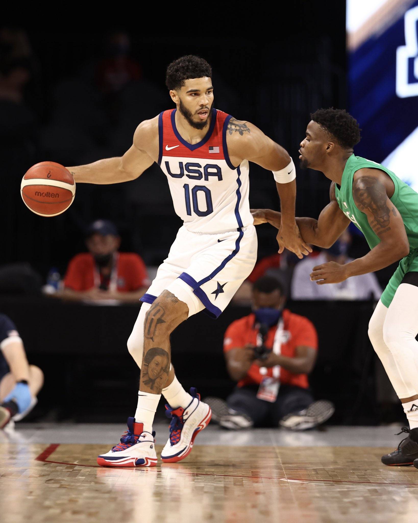 快船横扫尼日利亚男篮,阿德巴约制霸全场 快船横扫尼日利亚男篮,阿德巴约制霸全场