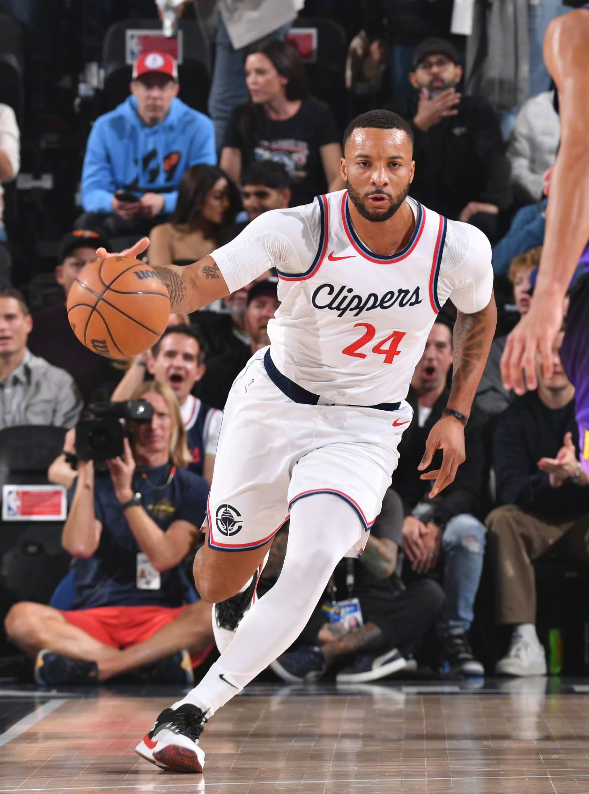 关于快船血洗热火，乔治·希尔关键制胜的信息