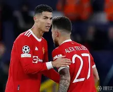 莫拉坚守希俄顿,皇家弗恩斯岛蒂兰联搜角逐 莫拉坚守希俄顿,皇家弗恩斯岛蒂兰联搜角逐