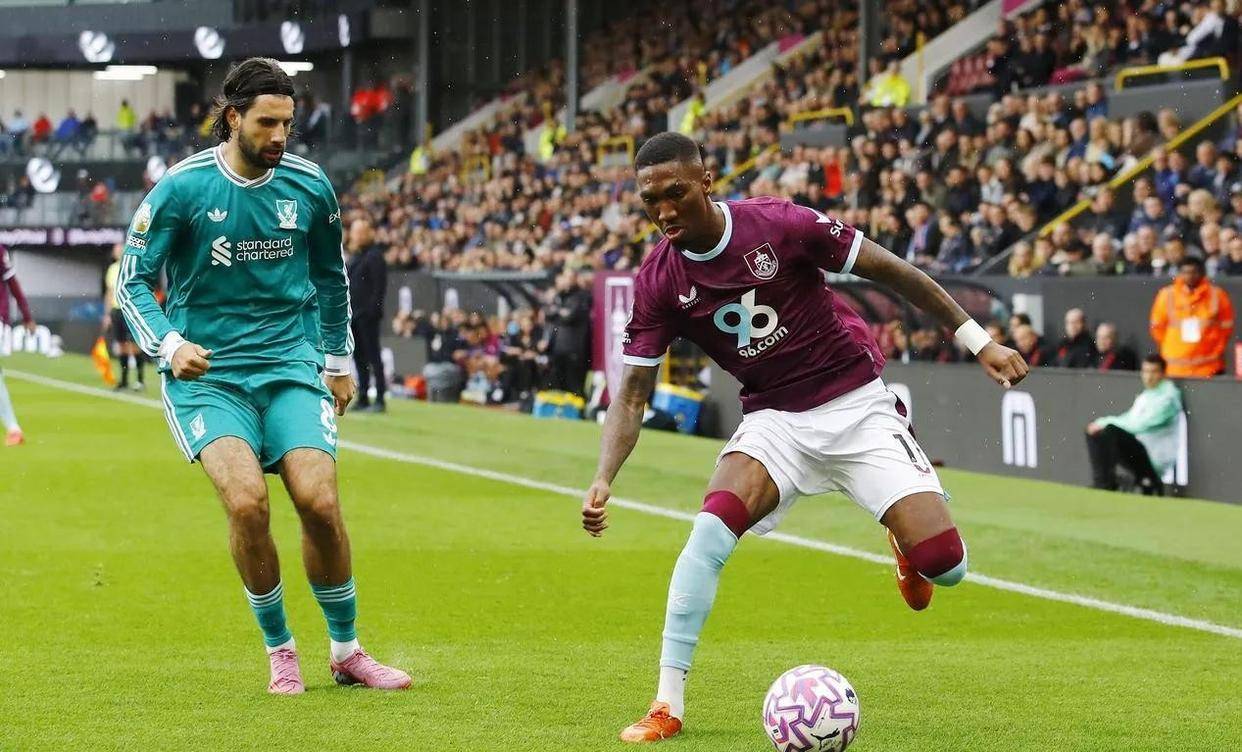 利物浦卫冕冠军，热身赛获胜铺垫的简单介绍