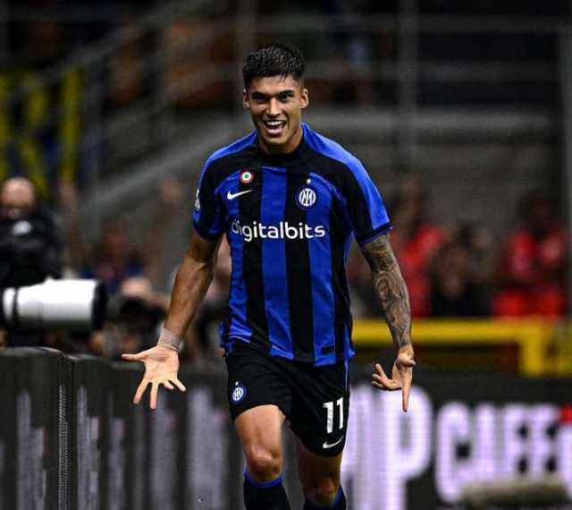 赫尔塞逆转胜利,攀升积分榜 赫尔塞逆转胜利,攀升积分榜