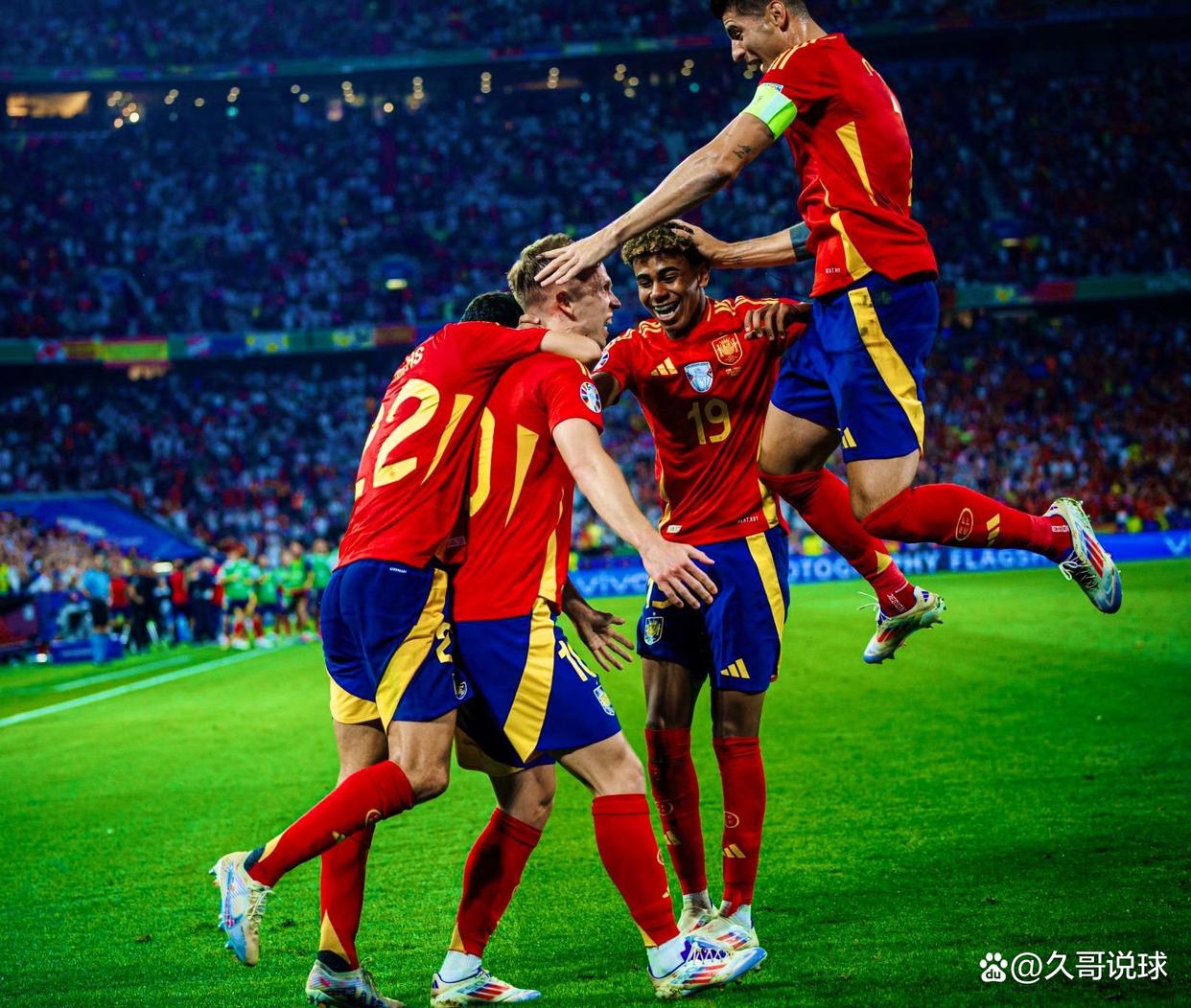 西班牙国家队大将助阵,英勇奋战 西班牙国家队大将助阵,英勇奋战