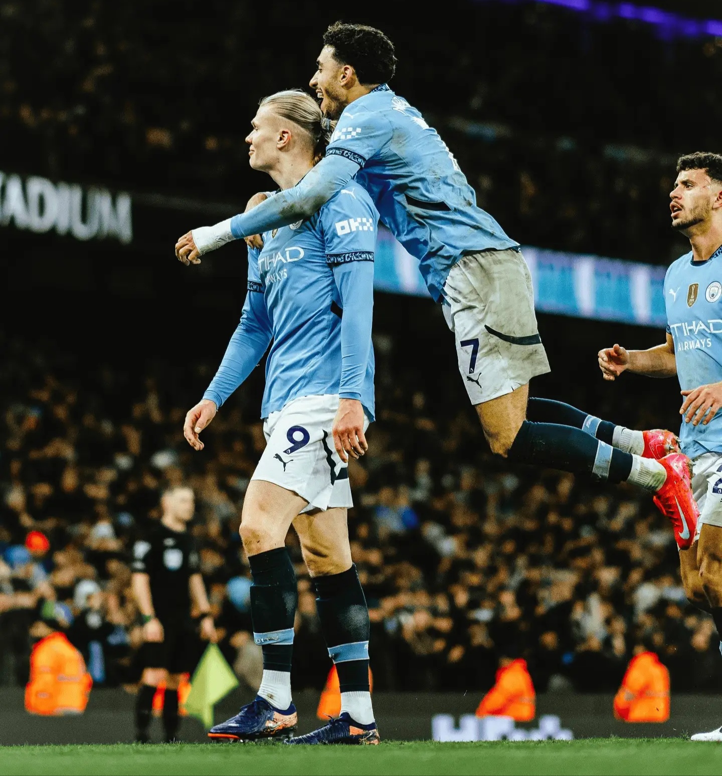 曼城接连遭遇对手反击深陷危机的简单介绍 曼城接连遭遇对手反击深陷危机的简单介绍