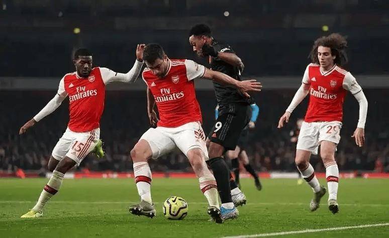 关于阿森纳客场惨败布莱顿,陷入低谷的信息 关于阿森纳客场惨败布莱顿,陷入低谷的信息