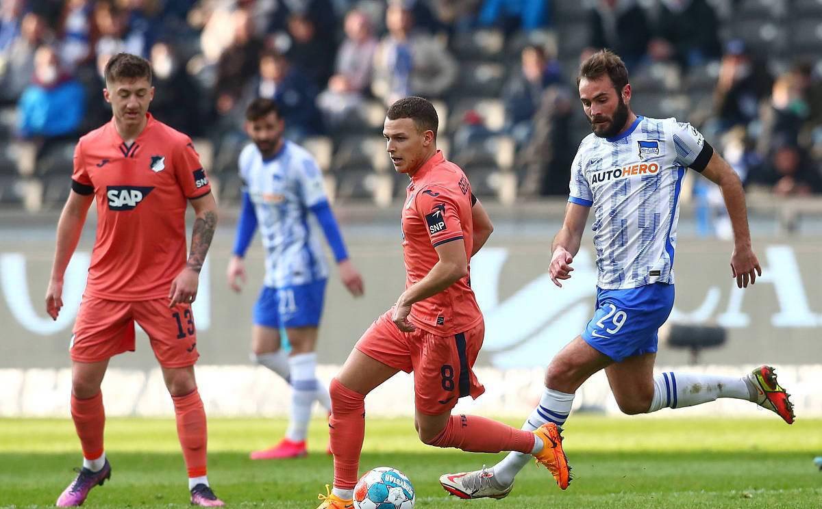 关于斯特拉斯堡遭遇惨败，客场失利的信息