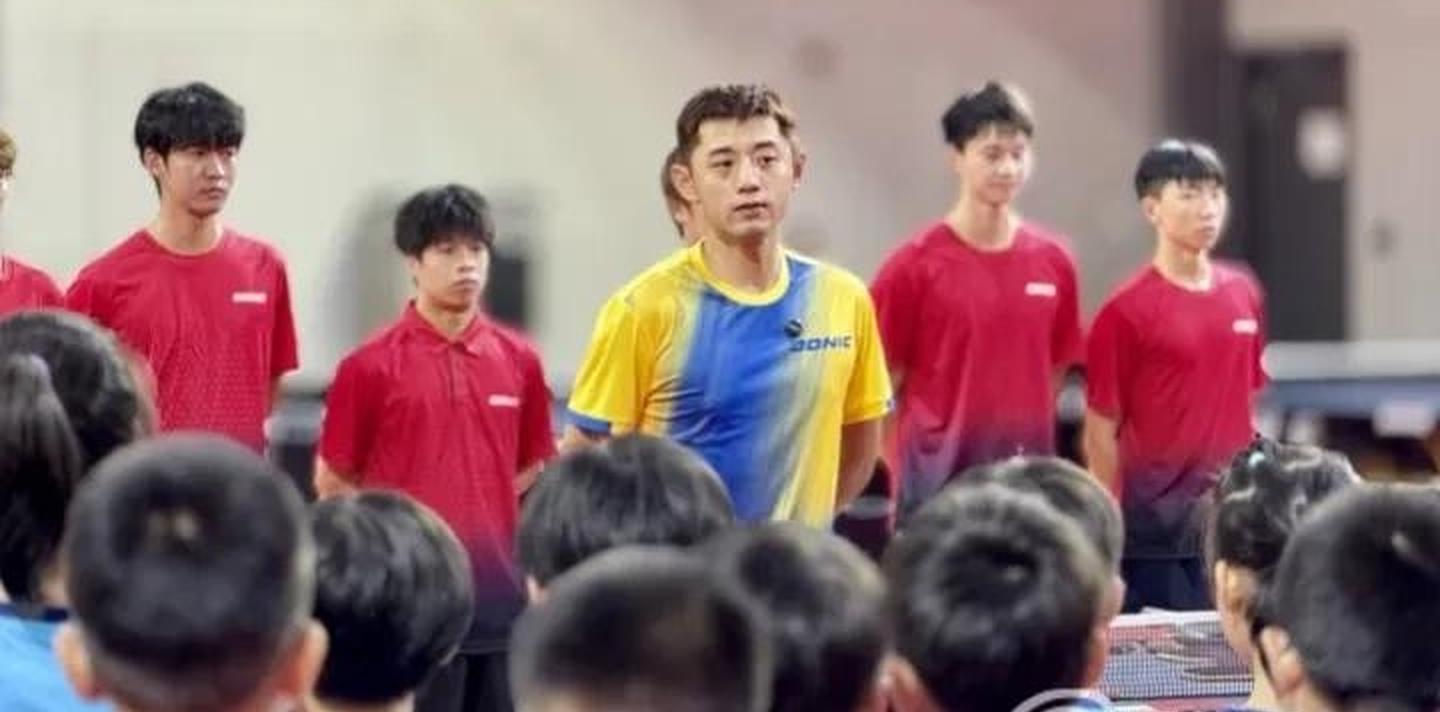 德国乒乓球队翻盘日本乒乓球队,张继科送出助攻的简单介绍 德国乒乓球队翻盘日本乒乓球队,张继科送出助攻的简单介绍