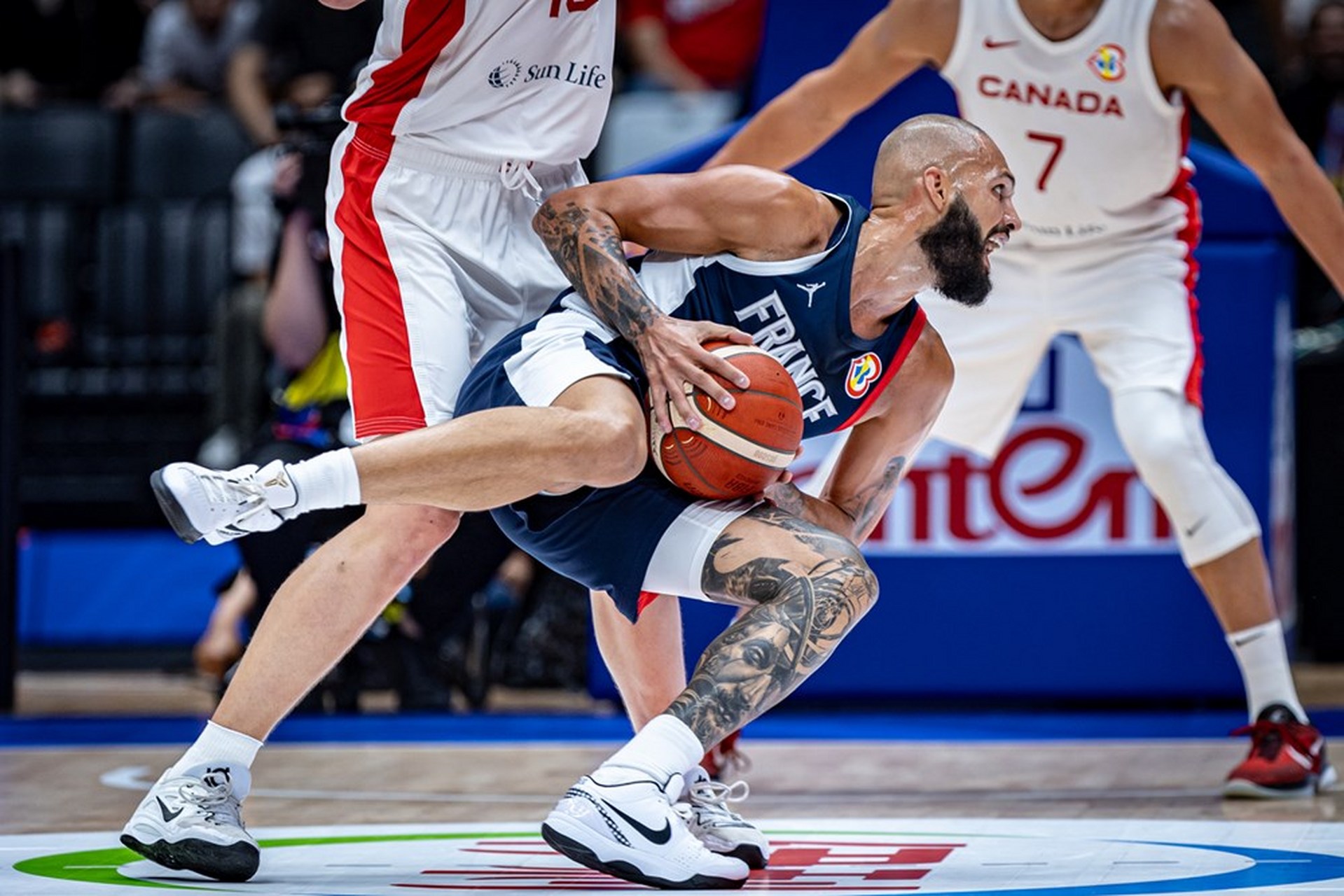 加拿大男篮险胜法国男篮,恩比德高光表现的简单介绍 加拿大男篮险胜法国男篮,恩比德高光表现的简单介绍