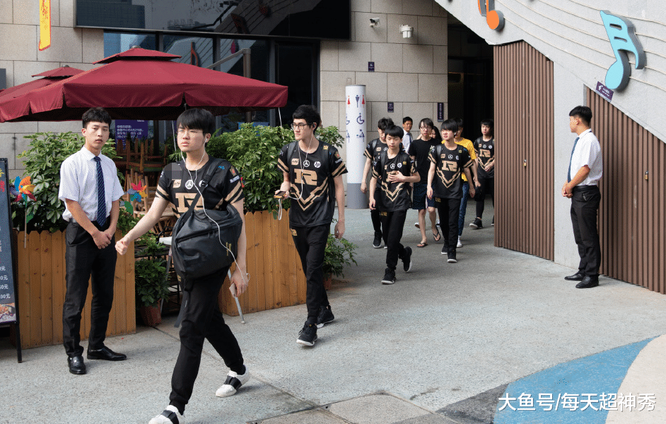 华盛顿壁虎首赛季披挂上阵,期待亮相的简单介绍 华盛顿壁虎首赛季披挂上阵,期待亮相的简单介绍